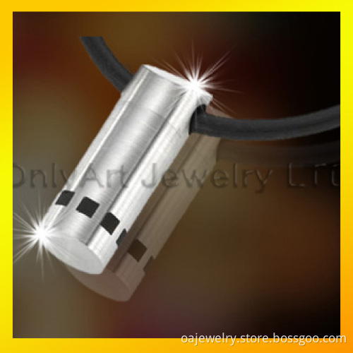 Fashion Round Stailess Steel Pendants